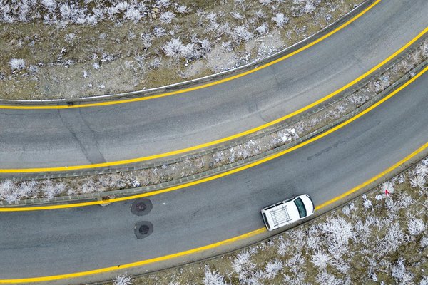 Choosing the Best Engine Oil for Your High-Performance Sports Car in the UK: A Comprehensive Guide